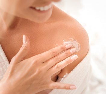 كيفية استخدام منتج BIODERMA خطوة بخطوة كيفية استخدام منتج BIODERMA خطوة بخطوة